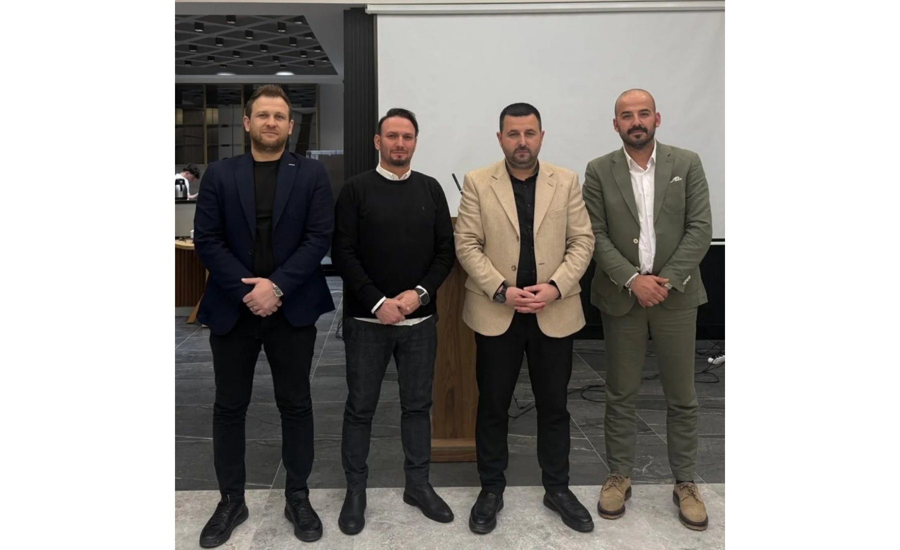 Başkanımız Sn. Rıdvan Ulusal Başkanlığında ve Yönetim Kurulu Üyelerimizin katılımlarıyla, 2024 yılı değerlendirme toplantımızı başarıyla gerçekleştirdik.