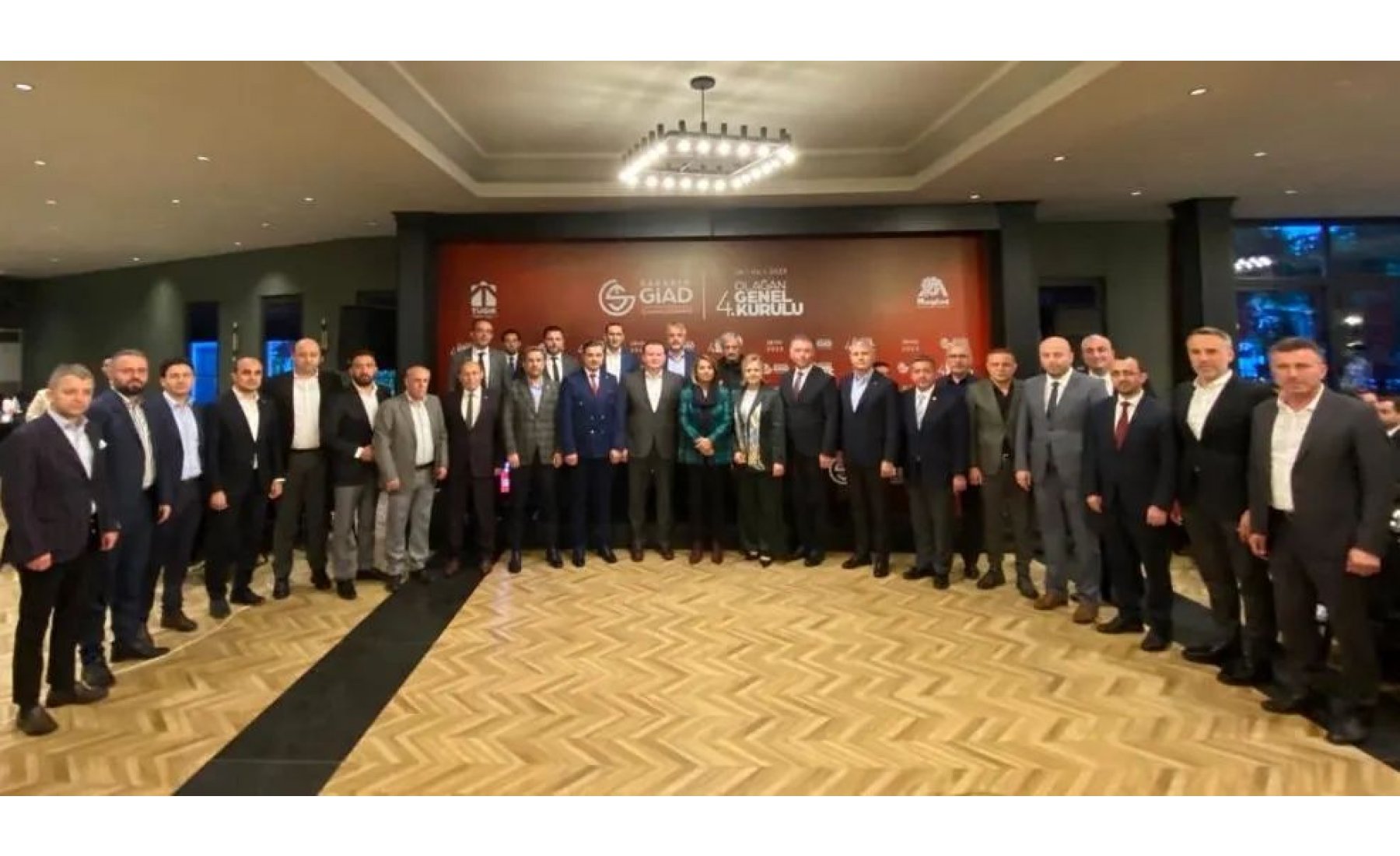 Başkanımız Sn Rıdvan Ulusal, Başkan vekilimiz Sn Yavuz Selim Bakkaloğlu, Yönetim kurulu üyemiz Sn Yüksel Demiryol ile birlikte, SakaryaGİAD ‘ın 4. Olağan G